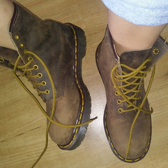 Dr.Marten Boots - Picture 3 of 6